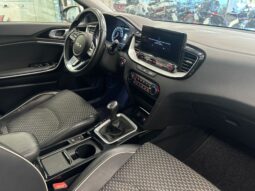 KIA XCEED pieno