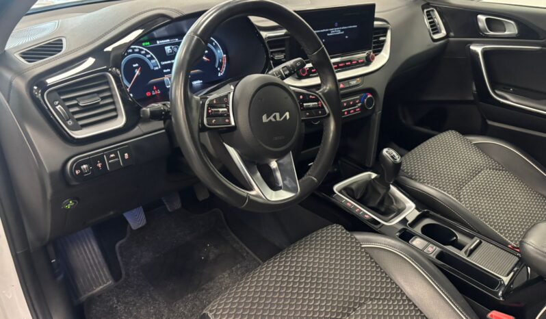 KIA XCEED pieno