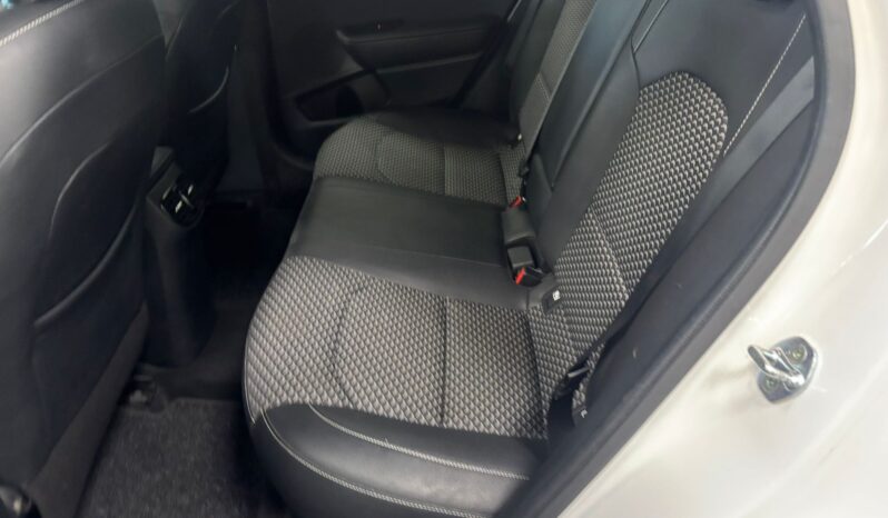 KIA XCEED pieno