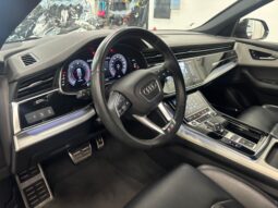 AUDI Q8 MHEV QUATTRO S-LINE pieno