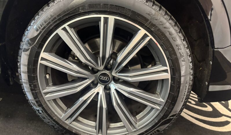 AUDI Q8 MHEV QUATTRO S-LINE pieno