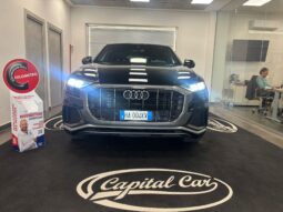 AUDI Q8 MHEV QUATTRO S-LINE pieno