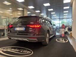 AUDI A4 ALL ROAD pieno
