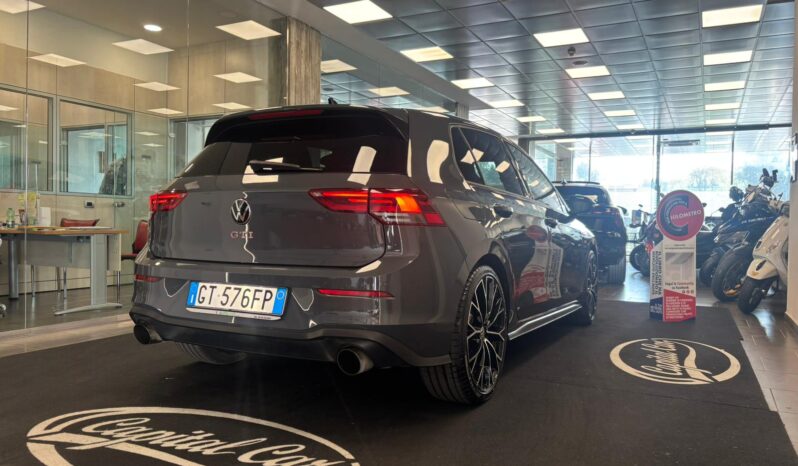 VOLKSWAGEN GOLF GTI pieno