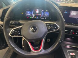 VOLKSWAGEN GOLF GTI pieno