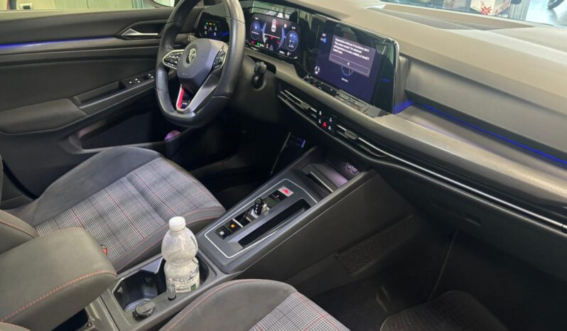 VOLKSWAGEN GOLF GTI pieno