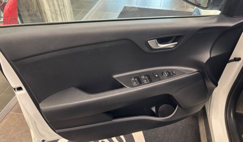 KIA STONIC 1.0T-GDI MHEV DCT STYLE pieno