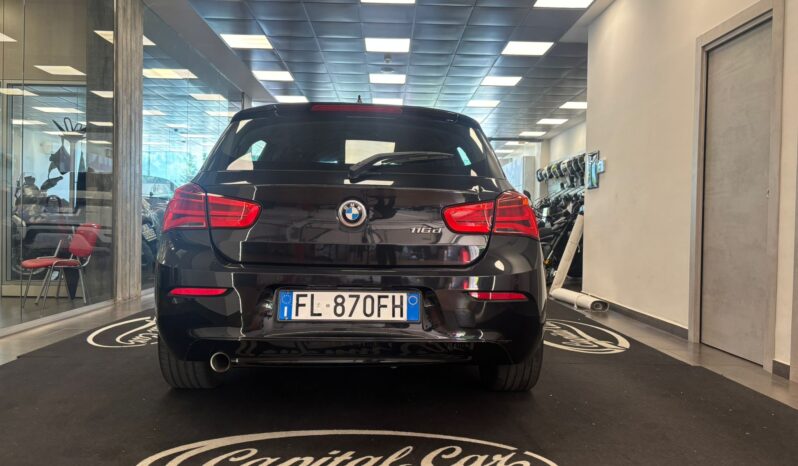 BMW 116D pieno