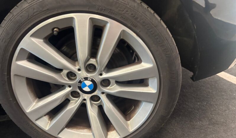 BMW 116D pieno