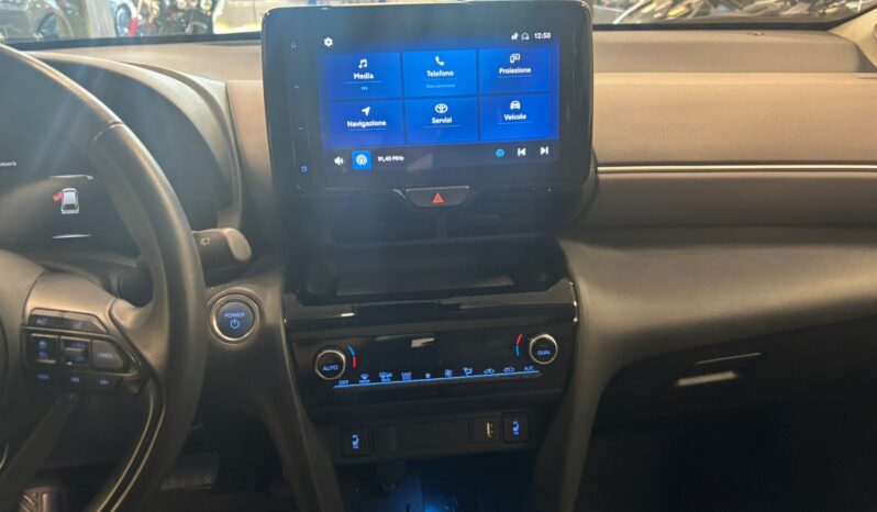 TOYOTA YARIS CROSS pieno