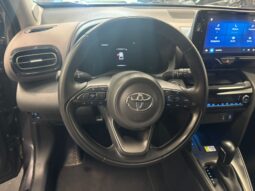 TOYOTA YARIS CROSS pieno