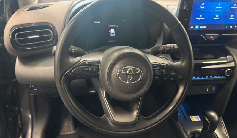 TOYOTA YARIS CROSS pieno