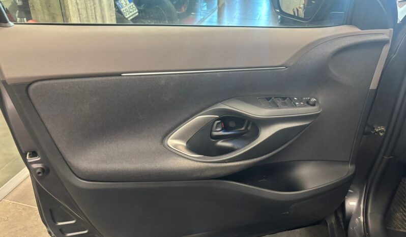 TOYOTA YARIS CROSS pieno
