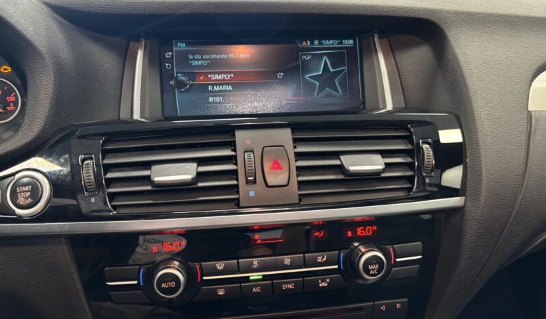 BMW X4 20D M-SPORT pieno