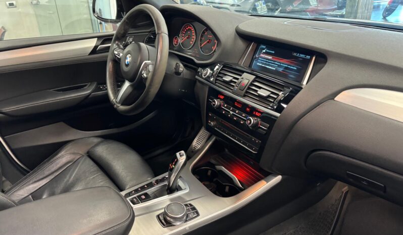 BMW X4 20D M-SPORT pieno