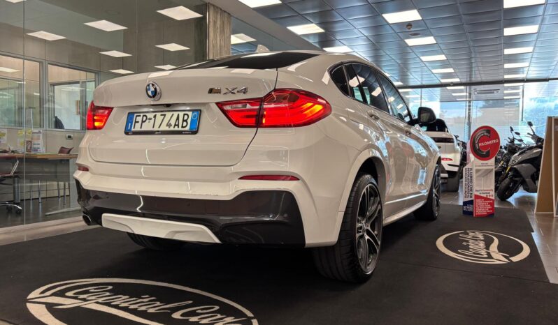 BMW X4 20D M-SPORT pieno