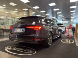 AUDI A4 AVANT pieno