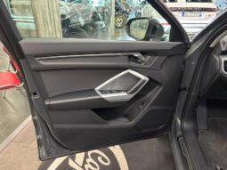 AUDI Q3 SPB S-TRONIC BUSINESS PLUS pieno