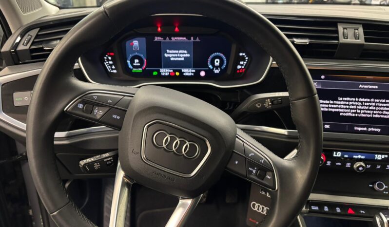 AUDI Q3 SPB S-TRONIC BUSINESS PLUS pieno