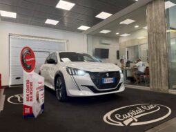 PEUGEOT 208 GT LINE pieno