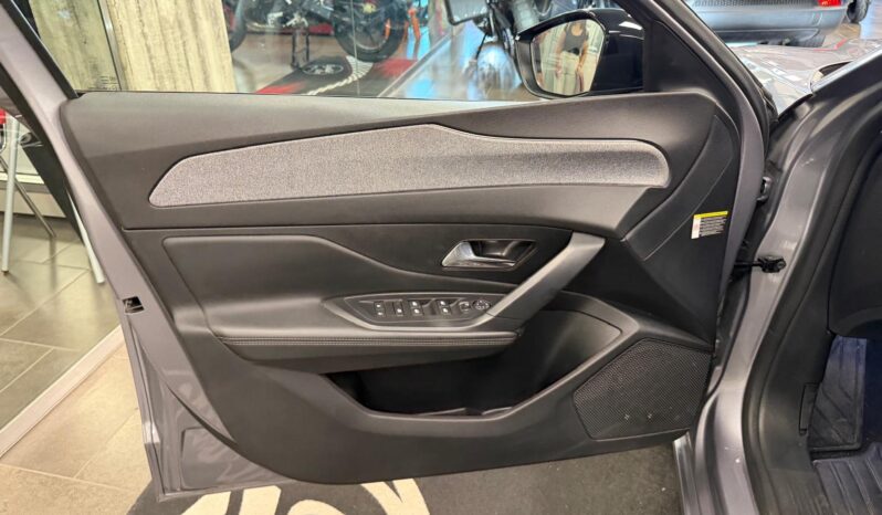 PEUGEOT 308 SW ALLURE pieno