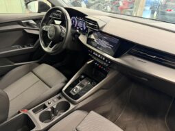 AUDI A3 30TFSI S-TRONIC pieno