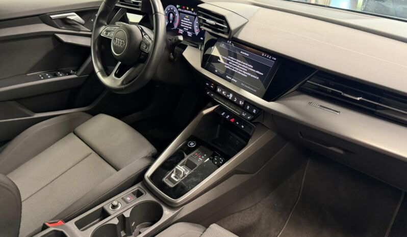 AUDI A3 30TFSI S-TRONIC pieno