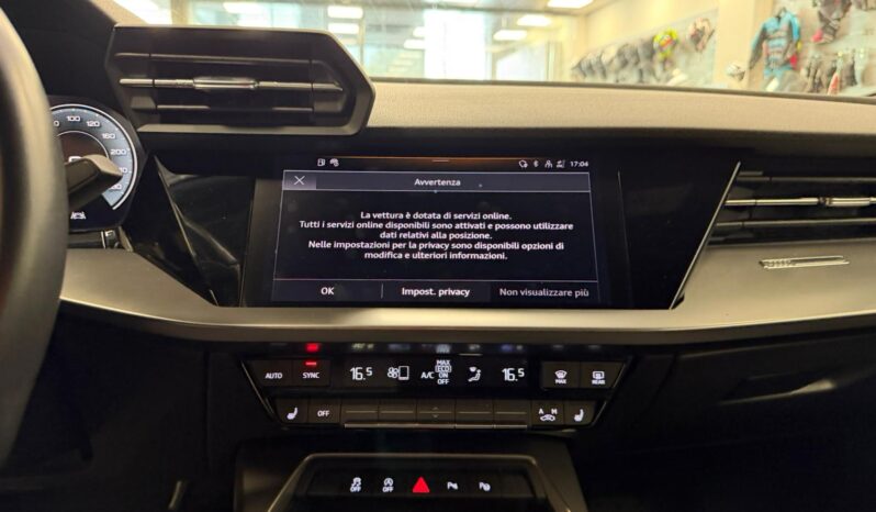 AUDI A3 30TFSI S-TRONIC pieno