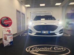 FORD KUGA 2.0D AWD ST-LINE pieno