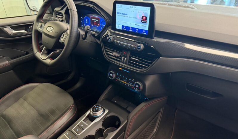 FORD KUGA 2.0D AWD ST-LINE pieno
