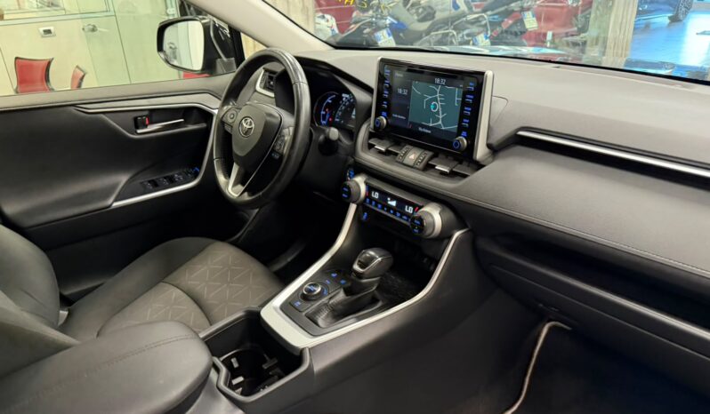 TOYOTA RAV 4 pieno