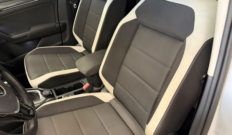 VOLKSWAGEN T-ROC DSG 4-MOTION pieno