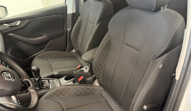SKODA KAMIQ pieno